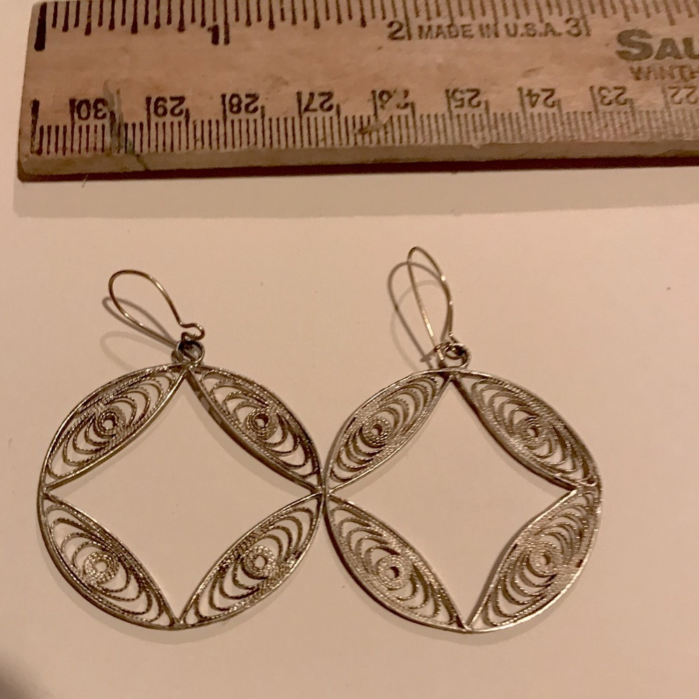 Vintage gold filigree earrings
